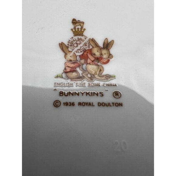 Royal Doulton Bunnykins New Arrival Mug Bone China Baby Gift England 3.5" - Picture 7 of 7